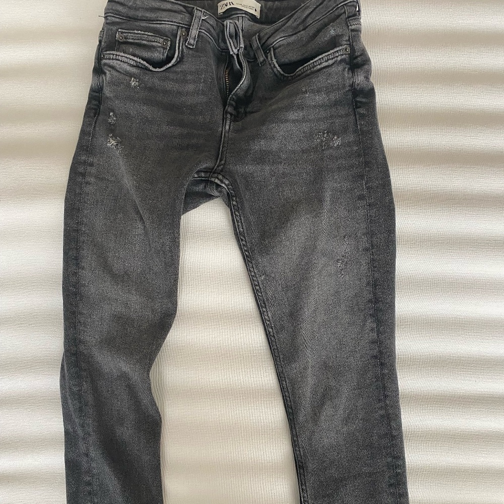 ZARA High Rise Skinny Jean